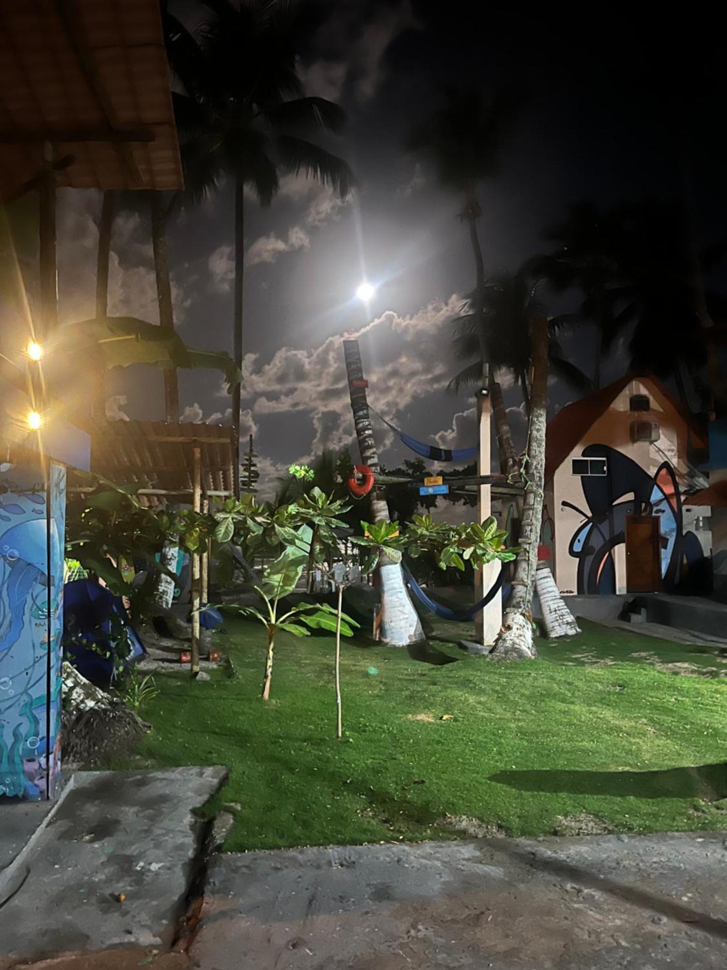 Vila Dos Gnomos Paraiso Mistico Pe Na Areia Ilhéus Exterior foto